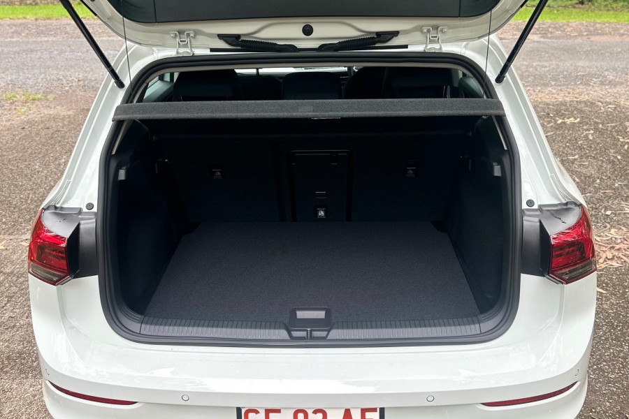 2024 Volkswagen Golf 8 110TSI Life Hatch Image 18