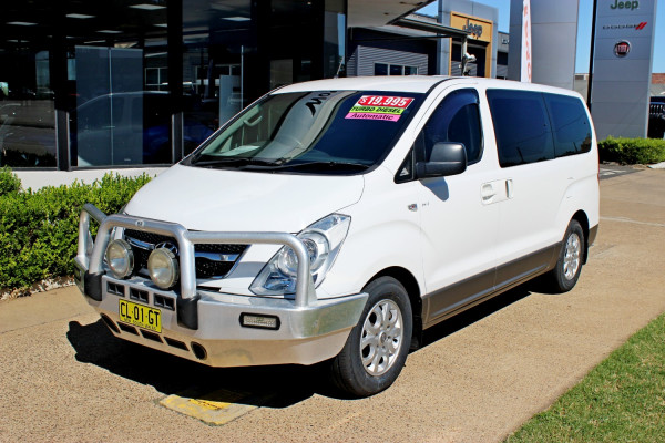 2013 Hyundai Imax TQ-W  Wagon