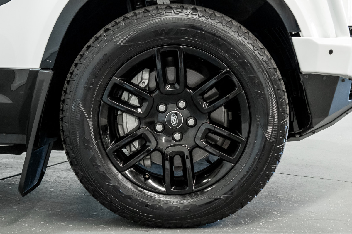 2024 Land Rover Defender L663 130 D300 X-Dynamic SE SUV