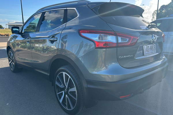 2015 Nissan QASHQAI J11 TL SUV Image 5