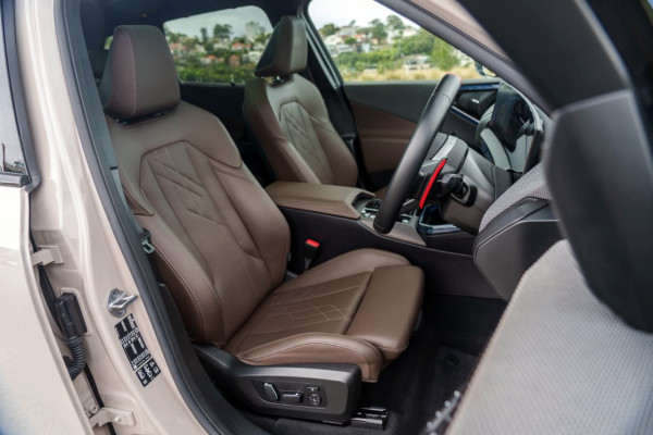 2024 BMW X3 M50 xDrive SUV Image 9