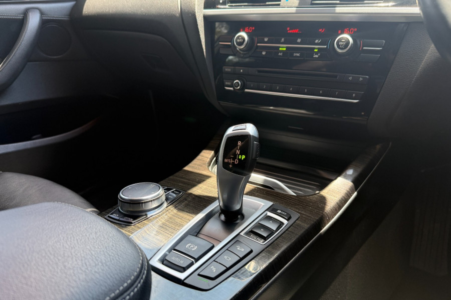 2017 BMW X4 F26 xDrive20d SUV Image 20