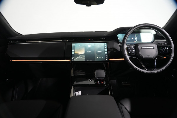 2025 Land Rover Range Rover Sport L461 D250 Dynamic SE SUV image 13