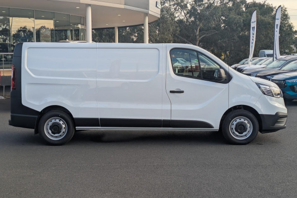2026 Renault Trafic X82 Pro Van Image 9