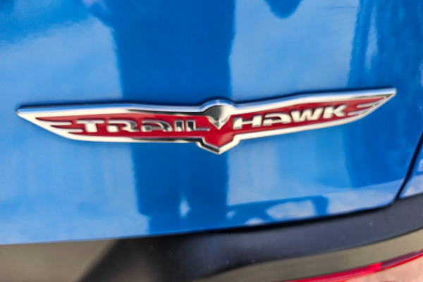 2017 MY18 Jeep Cherokee KL Trailhawk SUV Image 11