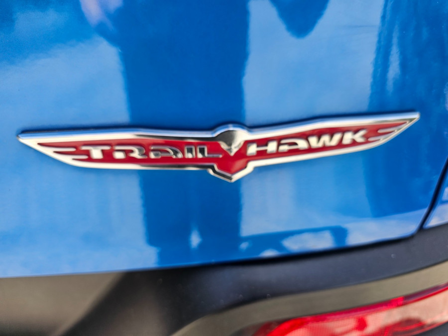 2017 MY18 Jeep Cherokee KL Trailhawk SUV Image 11