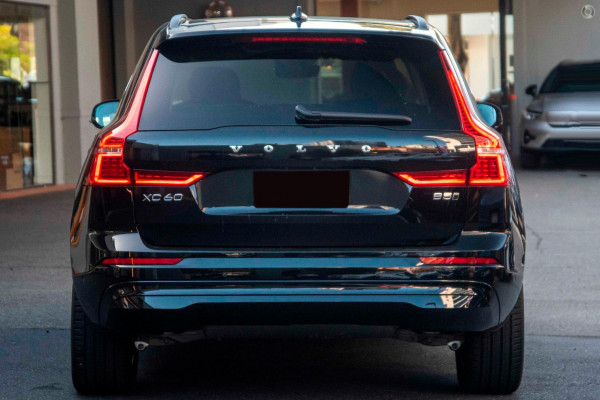 2024 MY25 Volvo XC60  Plus B5 SUV Image 3