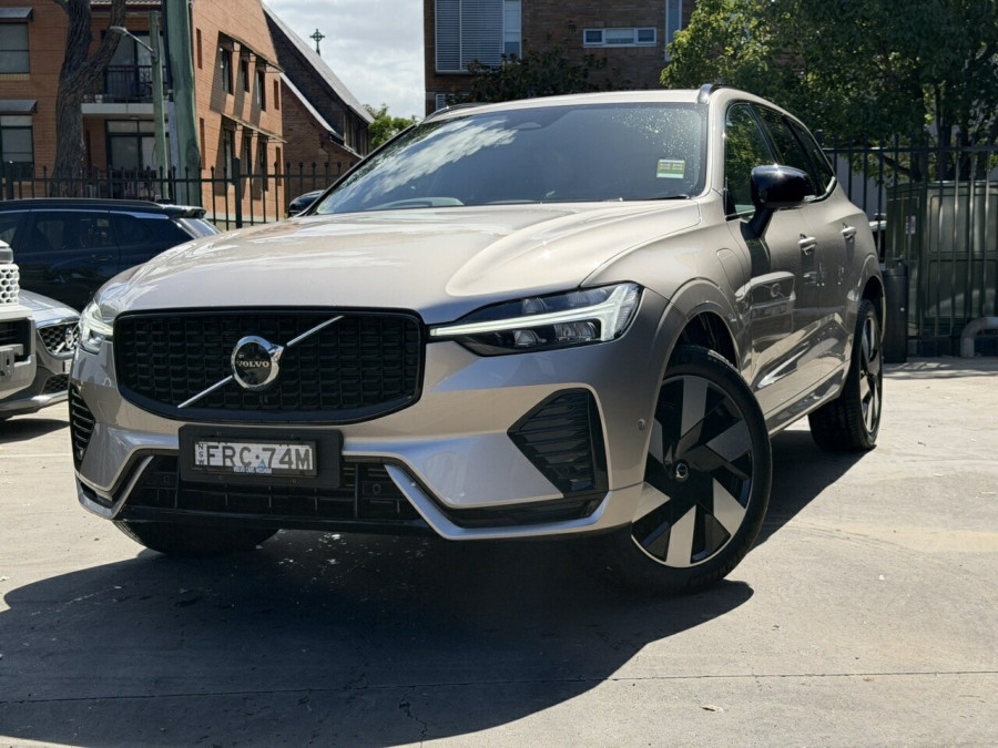 2025 Volvo XC60 UZ Plus T8 Plug-in Hybrid SUV Image 1