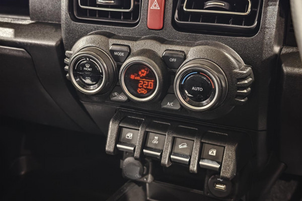 2022 Suzuki Jimny GJ GLX SUV Image 13
