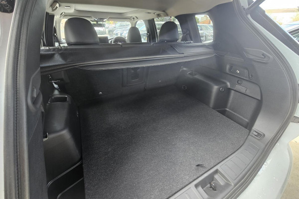 2025 Mitsubishi Outlander ZM Exceed SUV Image 9