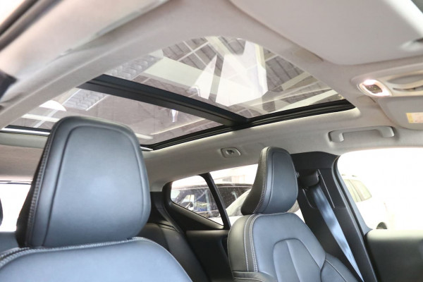 2018 Volvo Xc40 (No Series) MY19 T4 Momentum Suv