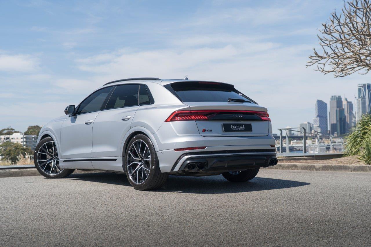 2022 Audi SQ8 TFSI SUV Image 2