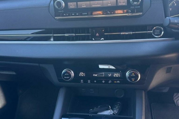 2022 MY23 Mitsubishi Outlander ZM ES SUV Image 20