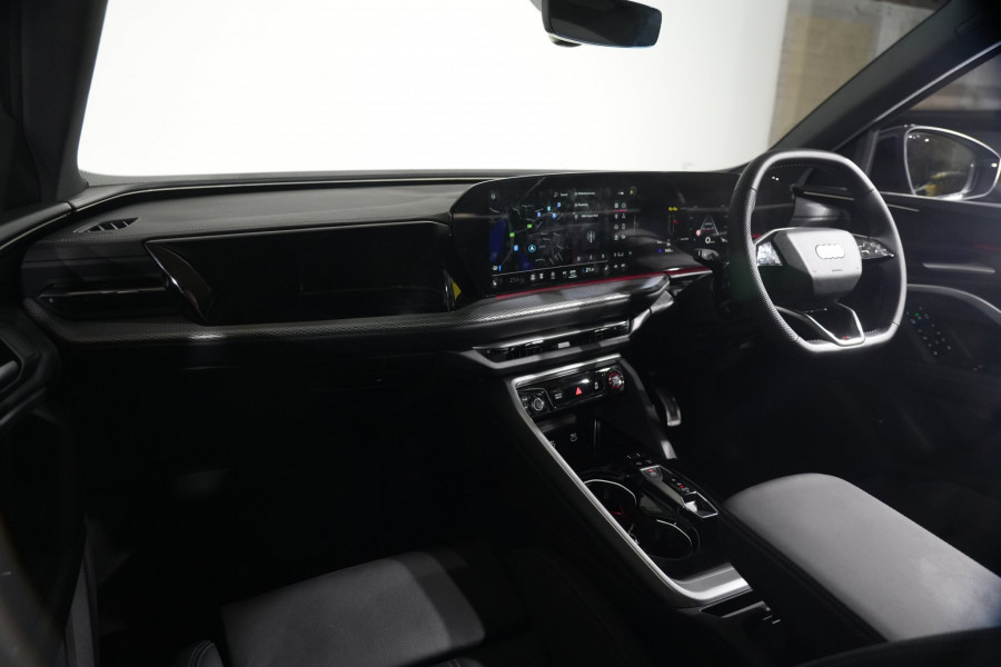 2025 Audi SQ5 FY  SUV Image 12