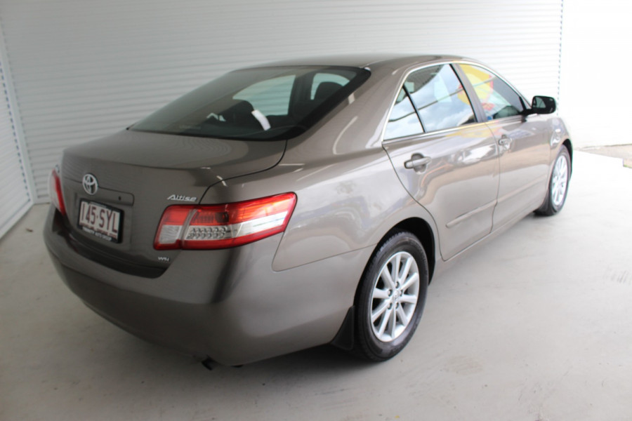 Used 2011 Toyota Camry Sedan 4D LE Ratings Values Reviews  Awards