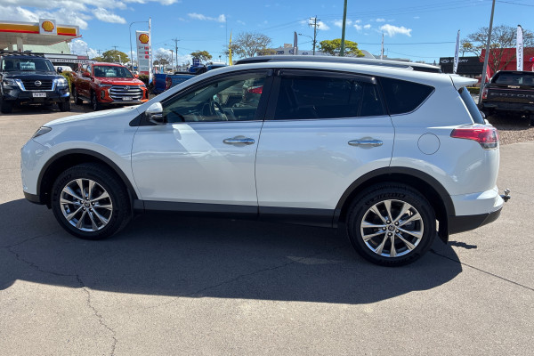 2018 Toyota RAV4 ASA44R Cruiser SUV Image 7