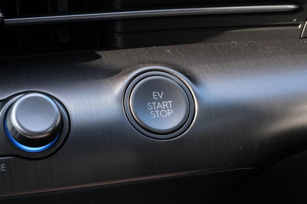 2026 Hyundai KONA SX2.V2  Electric SUV Image 16