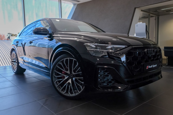 Audi SQ8 TFSI F1