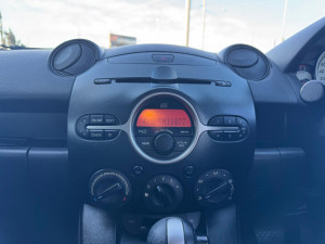 2010 Mazda 2 DE Series 2 Maxx Sedan