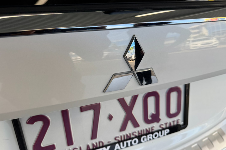 2017 MY18.5 Mitsubishi Outlander ZL LS SUV Image 20