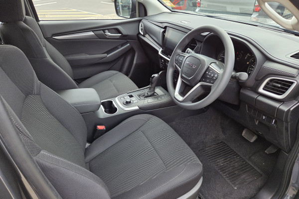 2026 Isuzu MU-X RJ LS-M SUV Image 9