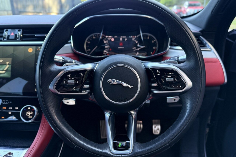 2021 MY21.25 Jaguar F-PACE X761 R-Dynamic S SUV Image 21