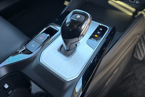 2024 MG MG5 AP32 Essence Sedan