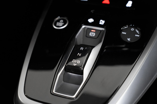 2024 MY25 Audi Q4 e-tron F4 45 SUV image 18
