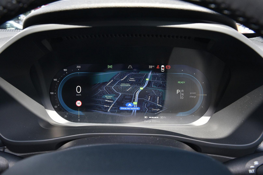 2023 Volvo C40  Recharge Twin SUV Image 18