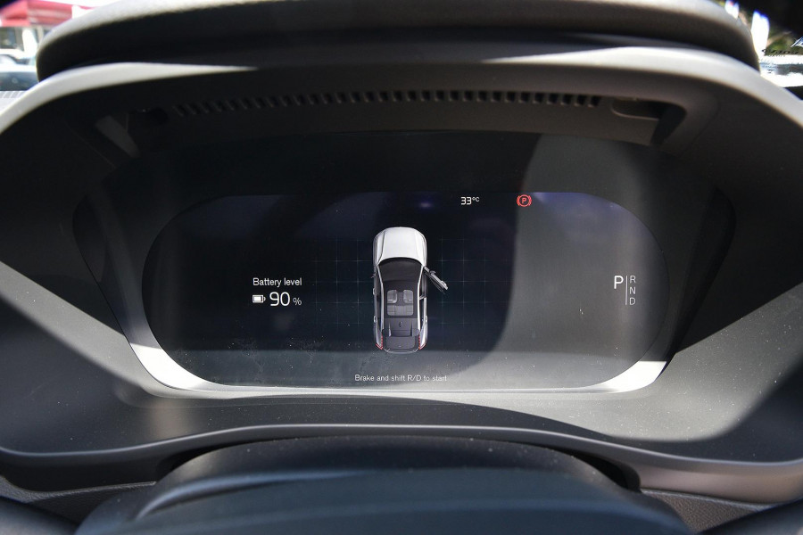 2023 Volvo C40  Recharge Twin SUV Image 19