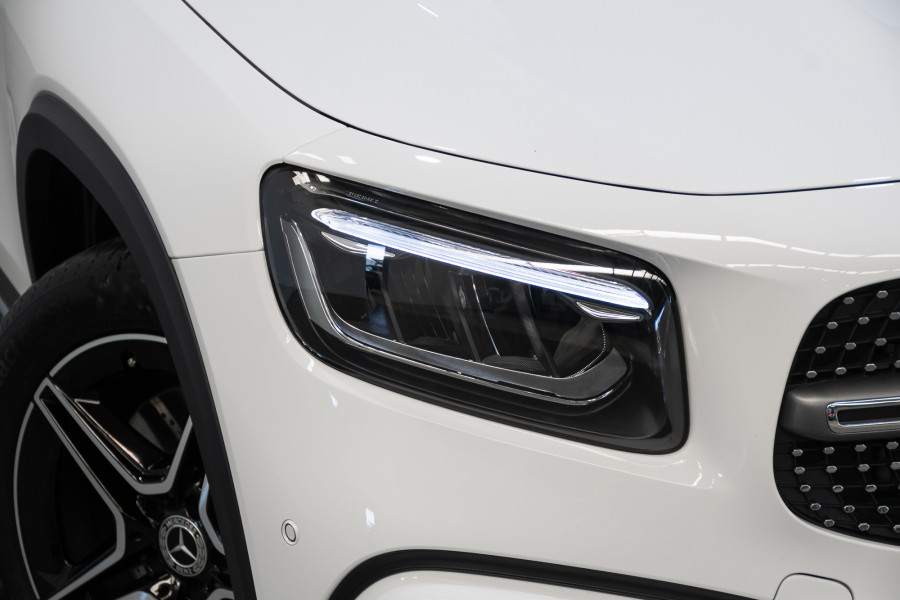 2025 Mercedes-Benz GLB-Class 250 4matic SUV Image 2