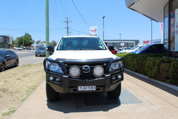 2019 Mazda BT-50 UR 4x4 3.2L Dual Cab Pickup Boss Cab chassis Image 2