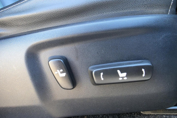 2019 Toyota HiLux  Rugged X Dual Cab Ute Image 19