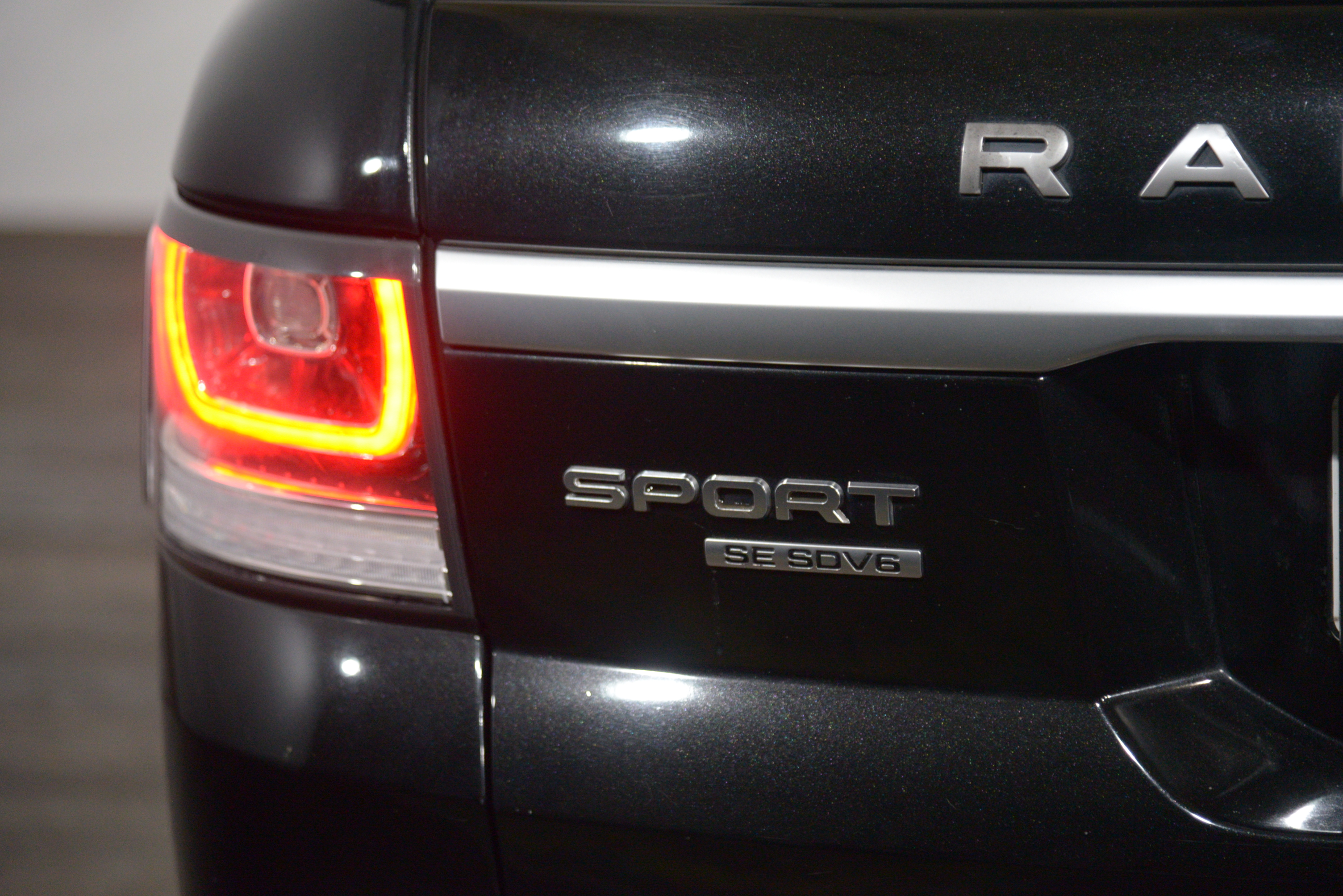 2014 Land Rover Range Rover Range Rover Range Rover Sport 3.0 Sdv6 Se Auto Sport 3.0 Sdv6 Se SUV Image 9