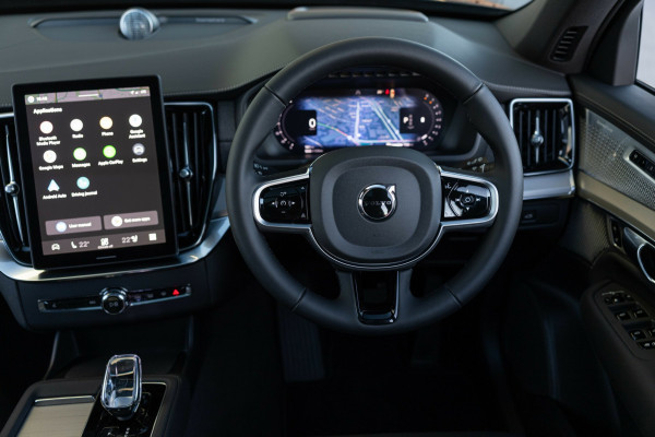 2026 Volvo XC90 L Series Black Edition SUV Image 15