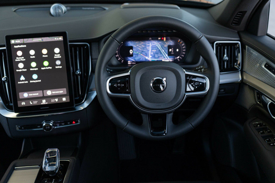 2026 Volvo XC90 L Series Black Edition SUV Image 15