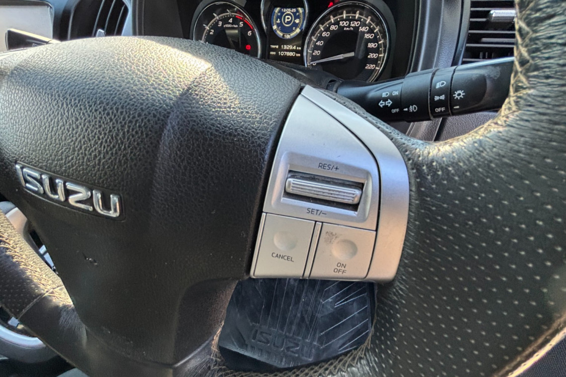 2019 Isuzu MU-X LS-U SUV Image 24