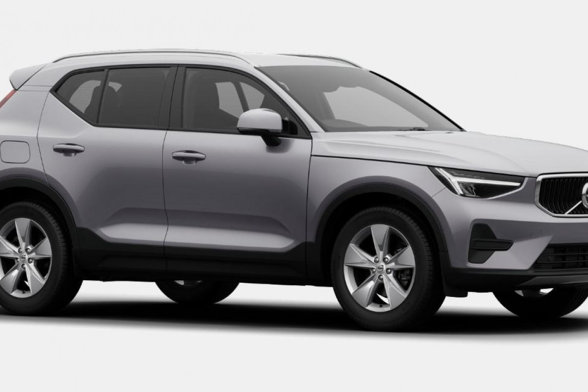 2026 Volvo XC40 XZ Plus B4 SUV