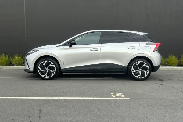 2026 MG MG4 AH4E Essence 64 Hatch Image 6