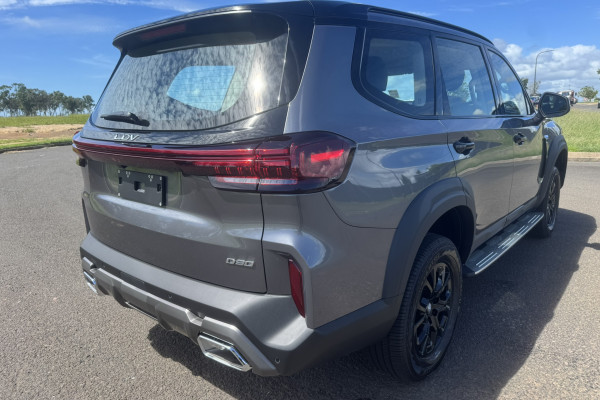 2026 MY25 LDV D90 Mode Wagon Image 3