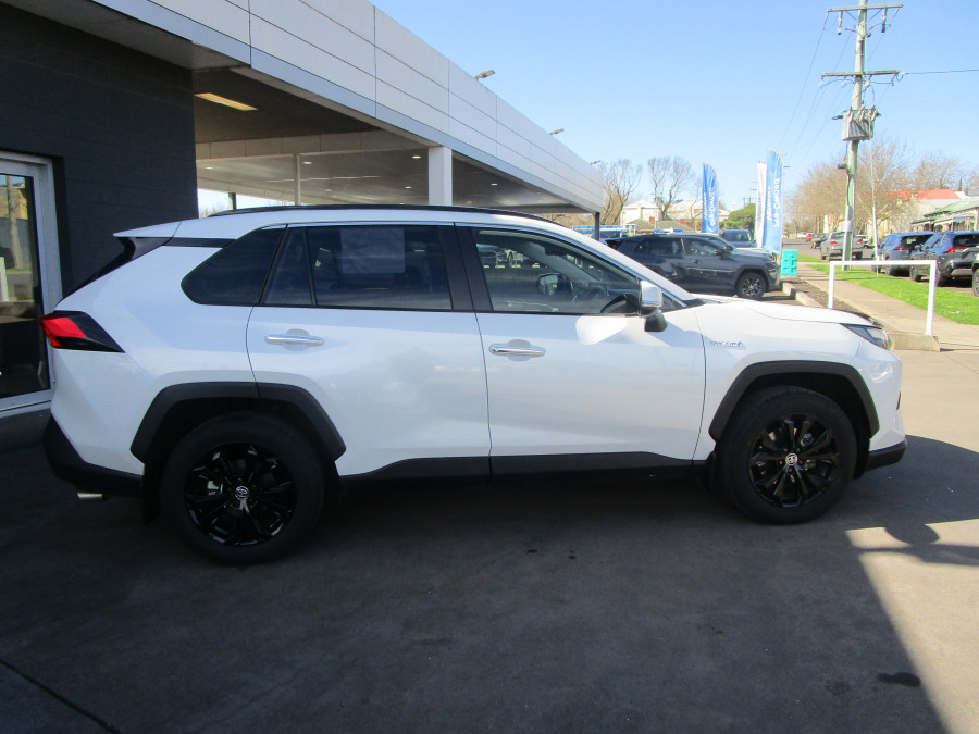 2022 MYov Toyota RAV4 AXAH54R Cruiser SUV Image 7