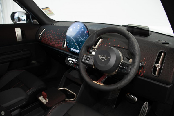 2025 MINI Countryman U25 JCW Favoured SUV image 23