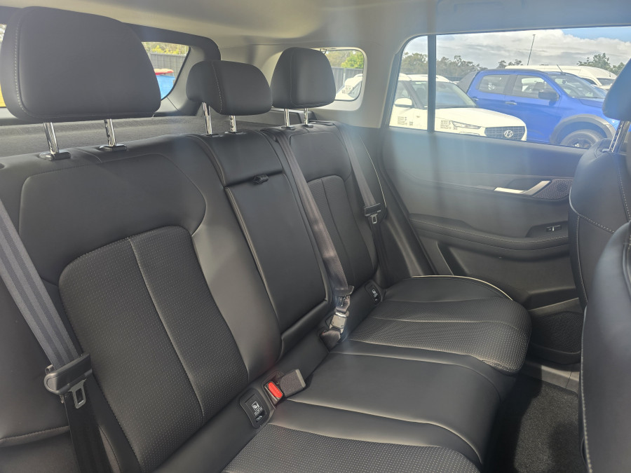 2026 Jaecoo J5  Summit SUV Image 24