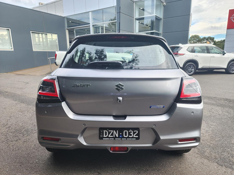 2026 Suzuki Swift UZ Hybrid Hatch Image 6