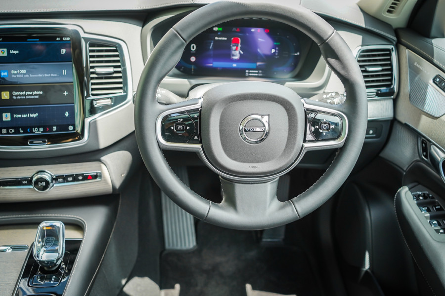 2024 MY25 Volvo XC90 L Series Ultra T8 Plug-In Hybrid SUV Image 31