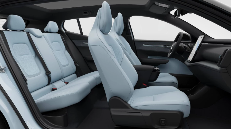 2025 Volvo EX30  Single Motor Extended Range Ultra SUV Image 8