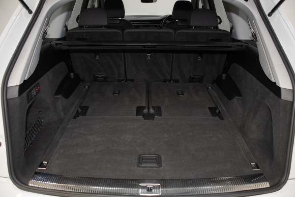 2021 Audi Q7 4M 45 TDI SUV Image 11