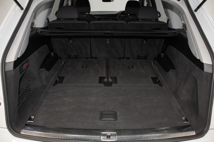 2021 Audi Q7 4M 45 TDI SUV Image 11