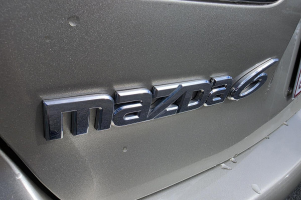 2004 Mazda 6 GL Series Luxury Sports Hatch Image 12