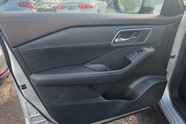 2023 Nissan X-Trail T33 ST-L e-POWER SUV Image 32